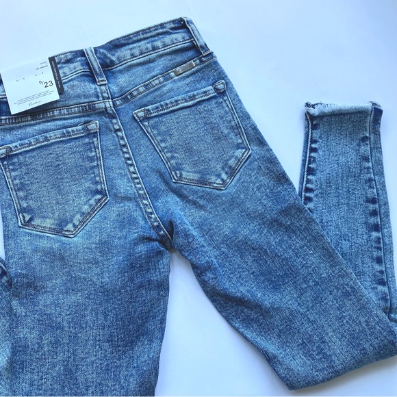 Just in ✨LIZ • High Rise Ankle Skinny Jeans-Medium Acid Wash - Picture 17 of 17